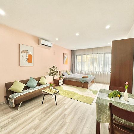 Modern & Comfy Apartment Hanói Exterior foto